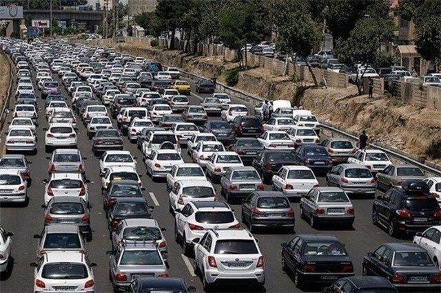ترافیک سنگین در مسیر جنوب به شمال محور هراز ترافیک سنگین در جهت جنوب به شمال محور هراز