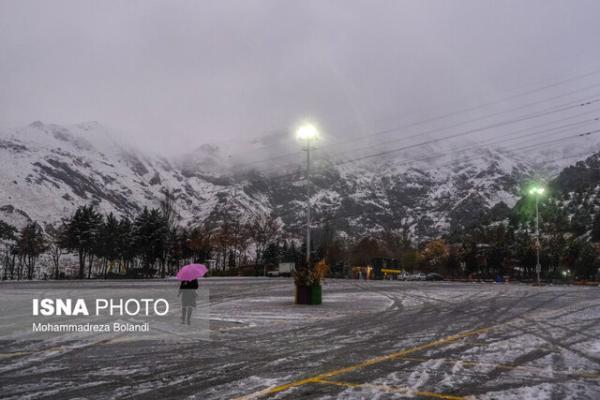 تداوم بارش باران و برف در تهران، وزش باد شدید