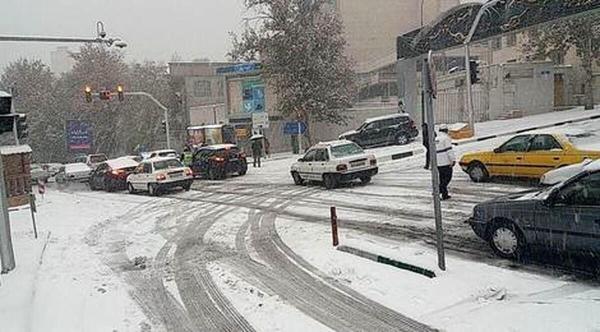 هشدار و آماده باش برای بارش سنگین برف در تهران