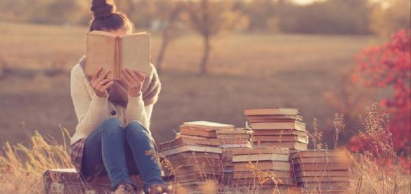 8 روش ساده برای اینکه کتاب خواندن جزئی از عادات روزمره تان 8 روش ساده برای اینکه کتاب خواندن جزئی از عادات روزمره تان شود